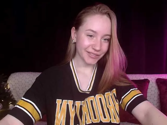 Live sex webcam photo for SindiWatson #277146470