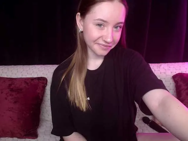 Live sex webcam photo for SindiWatson #277318728