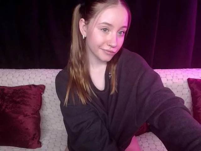 Live sex webcam photo for SindiWatson #277326195