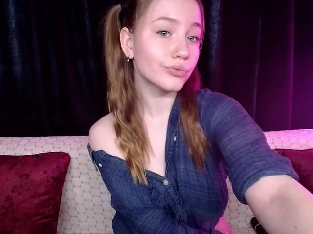 Live sex webcam photo for SindiWatson #277407691