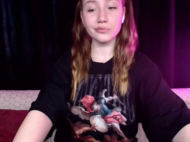 Live sex webcam photo for SindiWatson #277637999