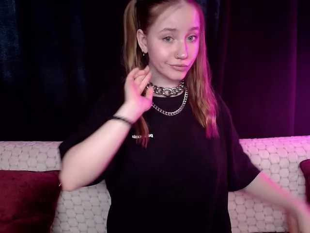 Live sex webcam photo for SindiWatson #277717576