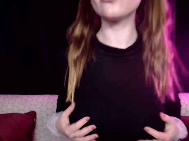 Live sex webcam photo for SindiWatson #277744035