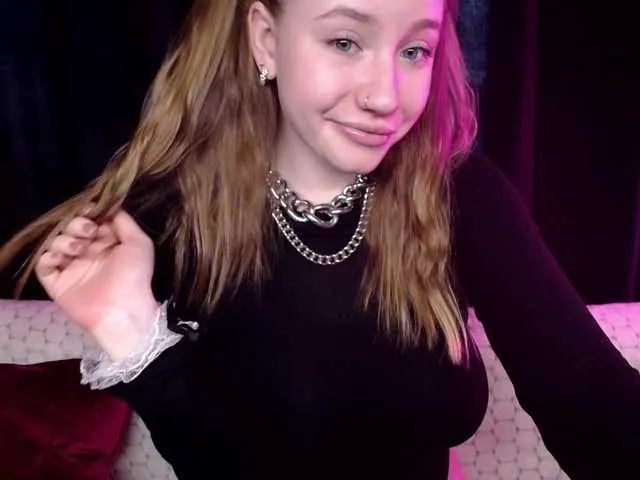 Live sex webcam photo for SindiWatson #277888261