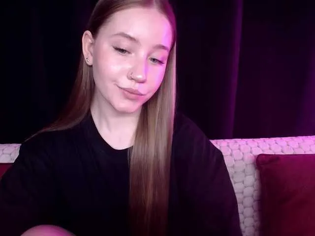 Live sex webcam photo for SindiWatson #291179084