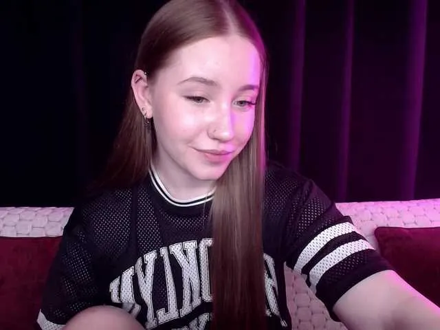 Live sex webcam photo for SindiWatson #291528329