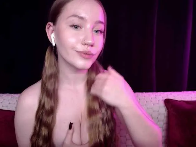 Live sex webcam photo for SindiWatson #291604624