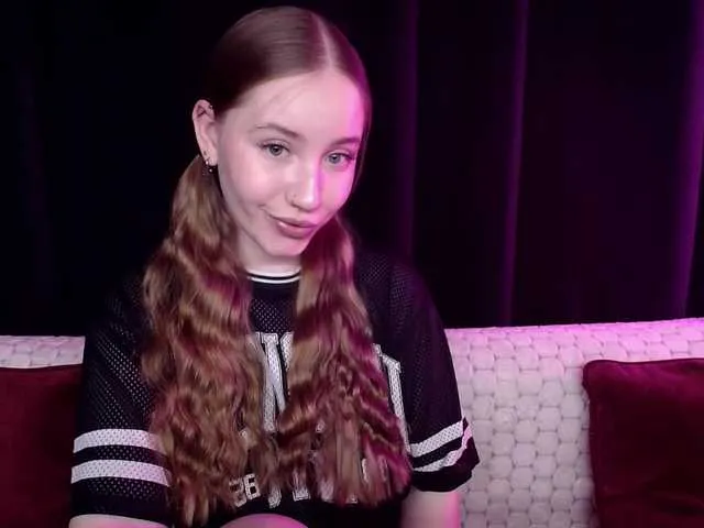 Live sex webcam photo for SindiWatson #291726433