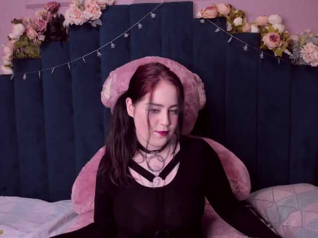 Live sex webcam photo for SindySmitt #271910719