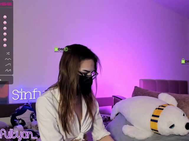 Live sex webcam photo for SinfulTyan #273140448