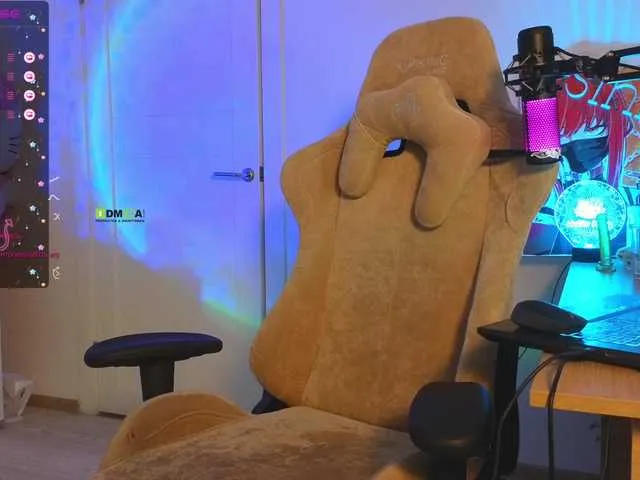 Live sex webcam photo for SinfulTyan #276260334