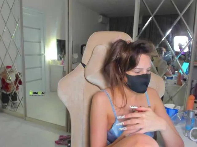 Live sex webcam photo for SinfulTyan #276978154