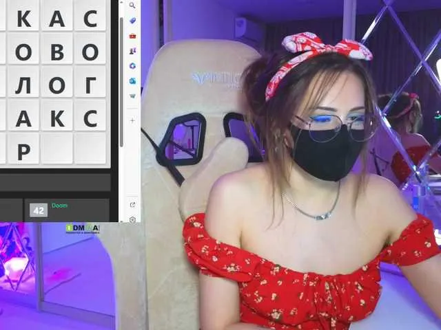 Live sex webcam photo for SinfulTyan #277564675