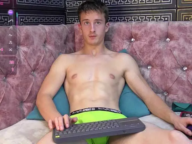 Live sex webcam photo for SirReed #291605592