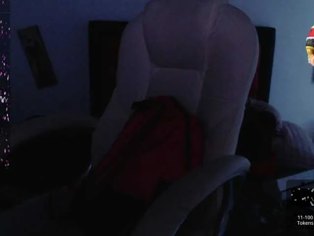 Live sex webcam photo for Siren-boobs #276360579