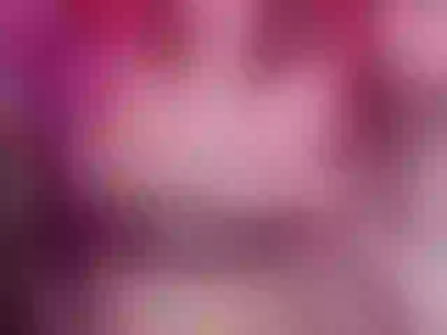 Live sex webcam photo for SixNipples #275707211