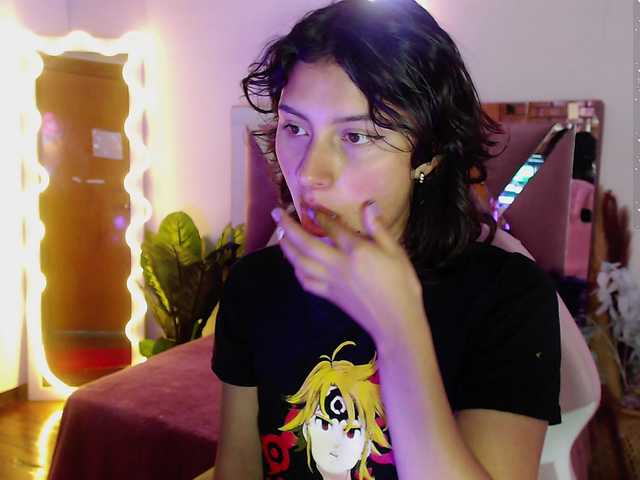 Live sex webcam photo for Skarlet-tay #277373213