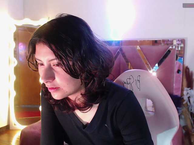 Live sex webcam photo for Skarlet-tay #277380578