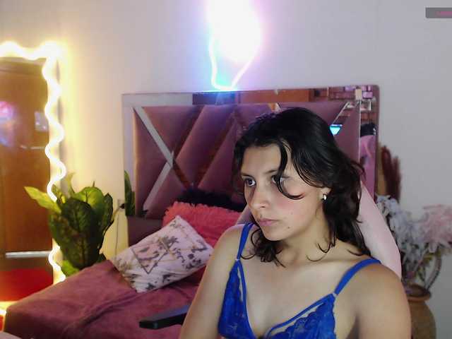 Live sex webcam photo for Skarlet-tay #277414076