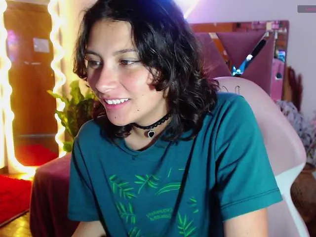 Live sex webcam photo for Skarlet-tay #277435754