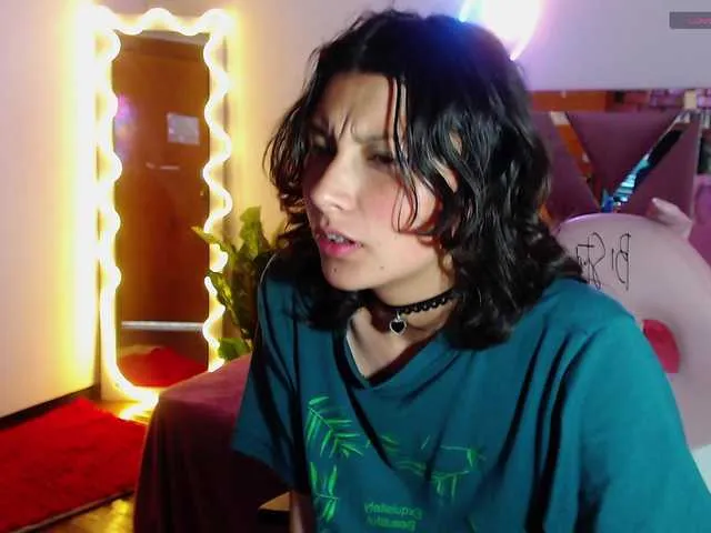 Live sex webcam photo for Skarlet-tay #277437606