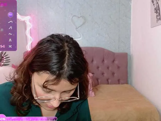 Live sex webcam photo for Skarlet-tay #278154651