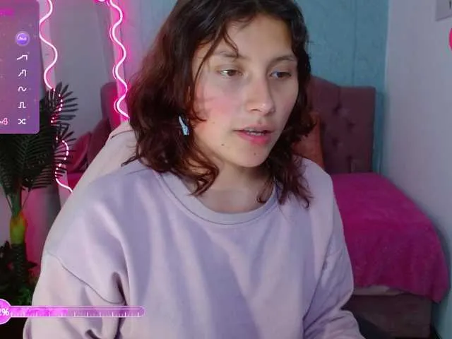 Live sex webcam photo for Skarlet-tay #278170012