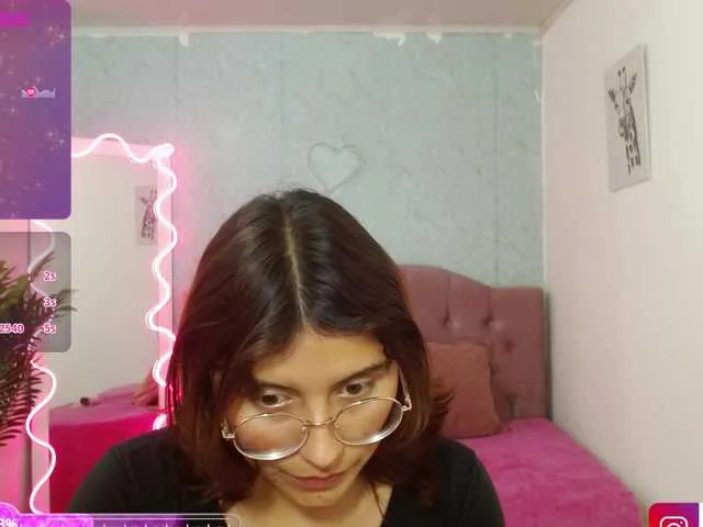 Live sex webcam photo for Skarlet-tay #278246191