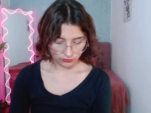 Live sex webcam photo for Skarlet-tay #278281261