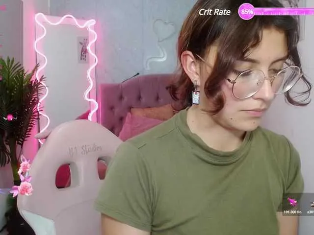 Live sex webcam photo for Skarlet-tay #278307515