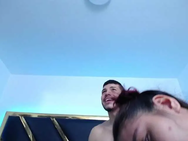 Live sex webcam photo for Skarletyjacob #272564357