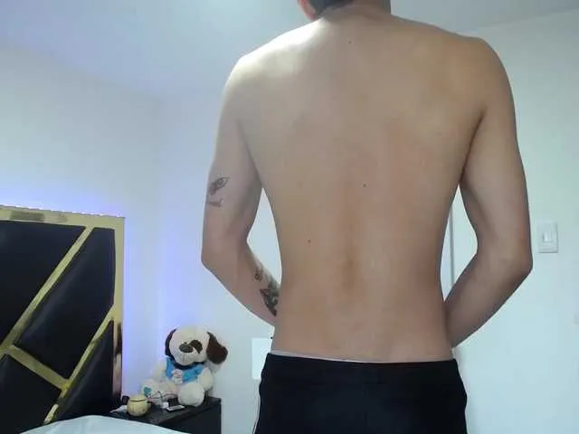 Live sex webcam photo for Skarletyjacob #272766030