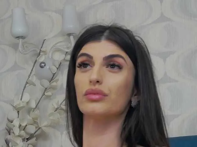 Live sex webcam photo for SkinnyClassyC #275917532