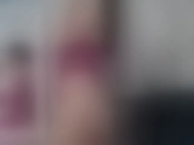 Live sex webcam photo for SkinnyClassyC #276545536