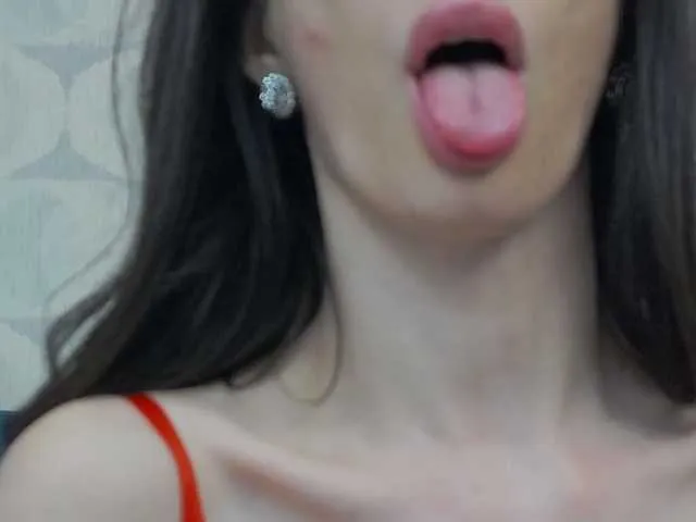 Live sex webcam photo for SkinnyClassyC #277634705