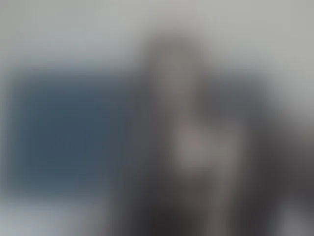 Live sex webcam photo for SkinnyClassyC #277700235