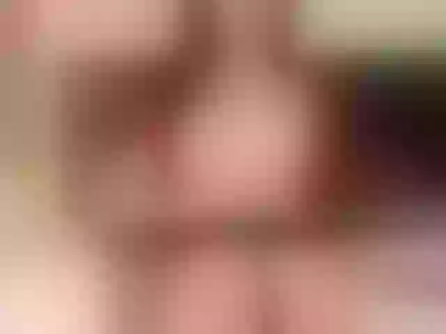Live sex webcam photo for Skinnydoll1 #290294156