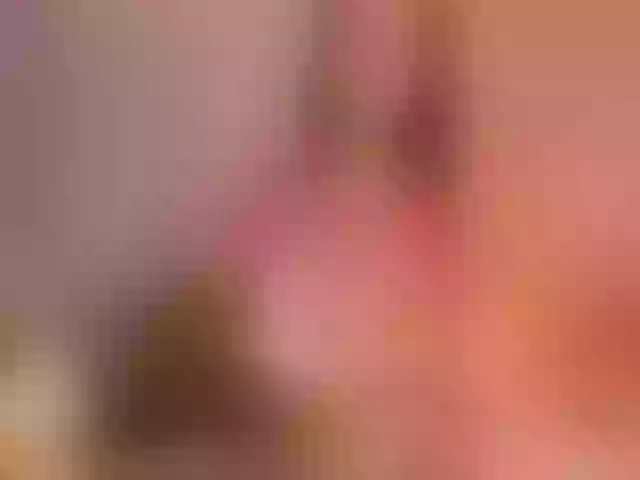 Live sex webcam photo for Skinnydoll1 #290623701