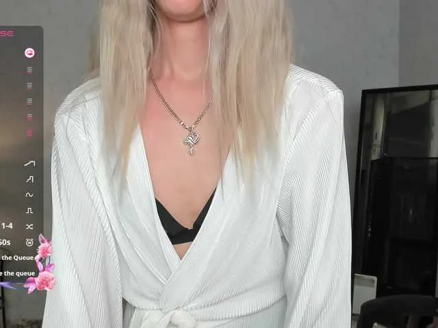 Live sex webcam photo for Skinnylady #290791296