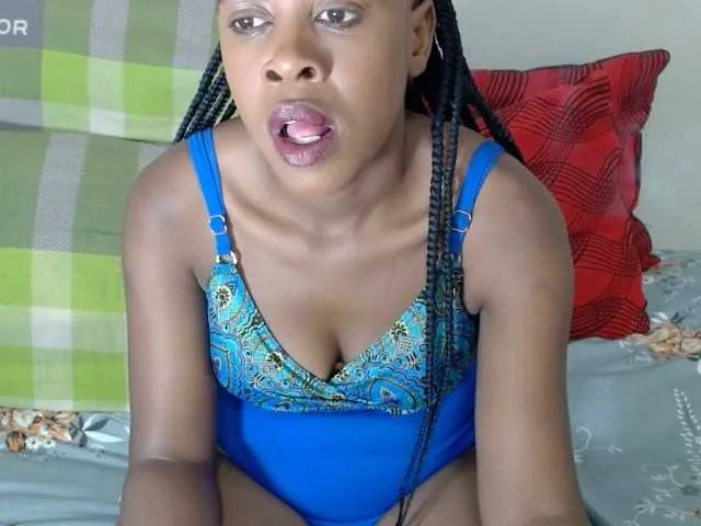Live sex webcam photo for Skinybitchx #292916189