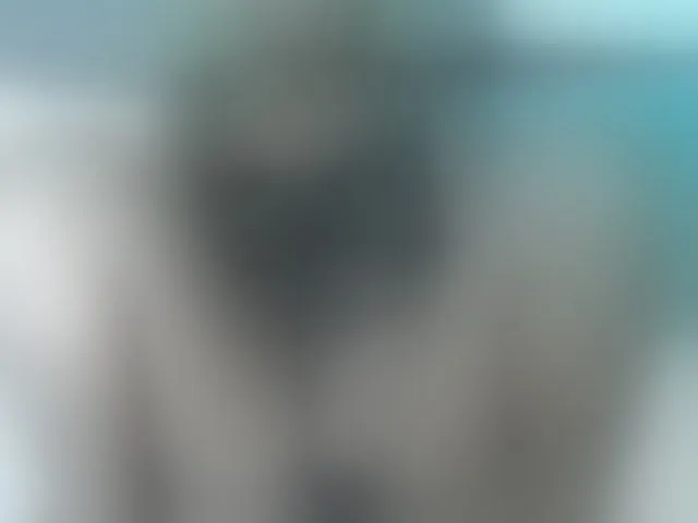 Live sex webcam photo for Skinybitchx #293414512