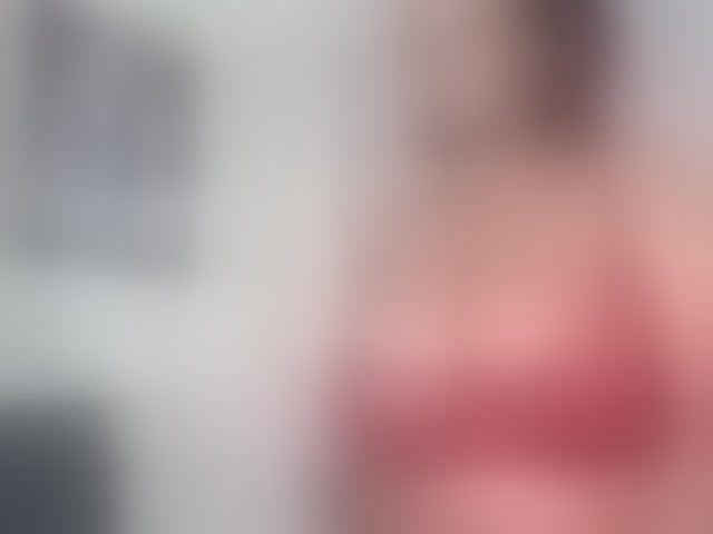 Live sex webcam photo for Sky-Foxxx #294125870