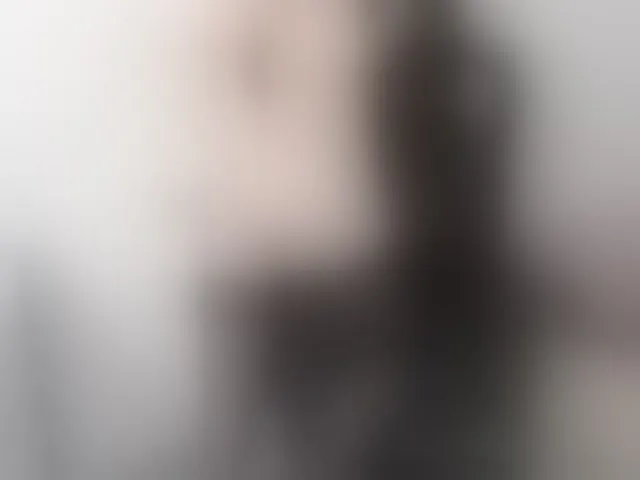 Live sex webcam photo for Sky-QueenI #292973332