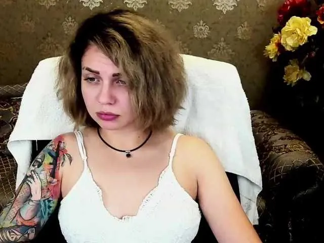 Live sex webcam photo for SkyEyesss #274142131
