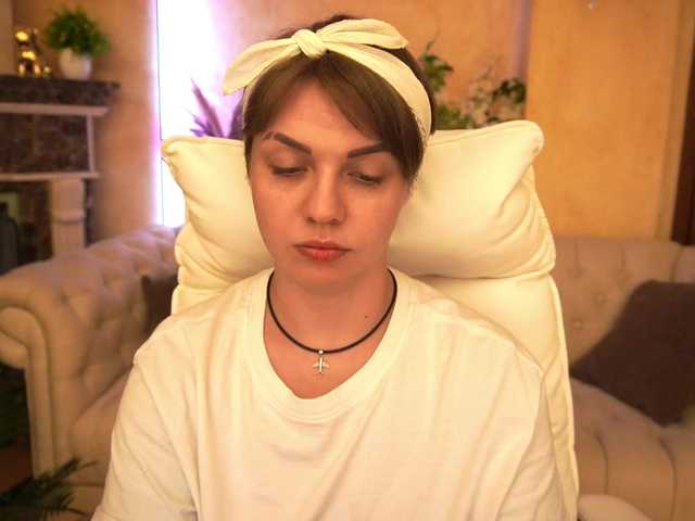 Live sex webcam photo for SkyEyesss #275746421