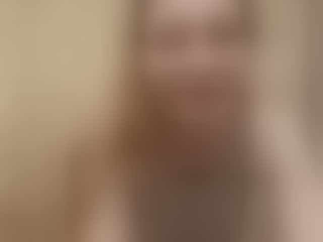 Live sex webcam photo for SkyeRosa #294239413