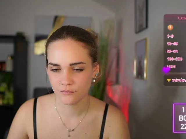 Live sex webcam photo for SkylaNoveaa #290718851