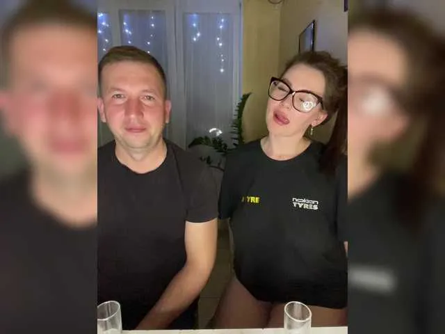 Live sex webcam photo for SladenkieVmeste #290762203