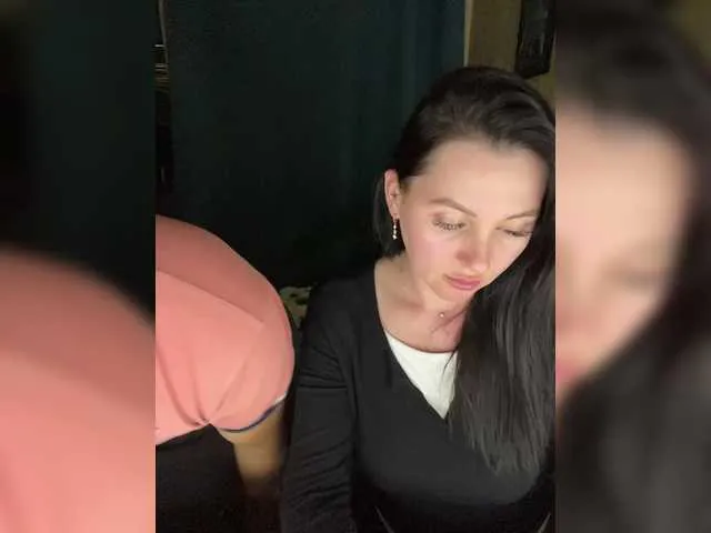 Live sex webcam photo for SladenkieVmeste #291171541