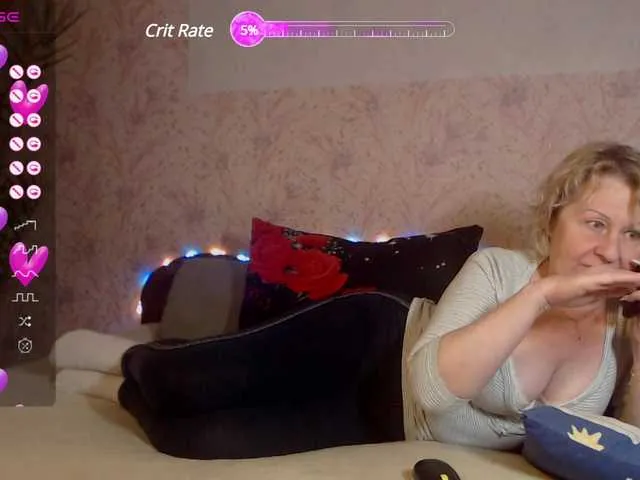 Live sex webcam photo for Sladost77 #277796639